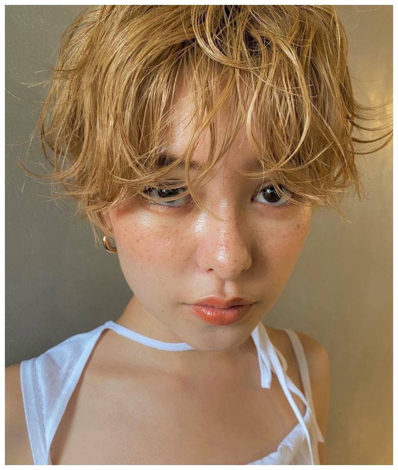 酷日|短发|发型_新浪新闻