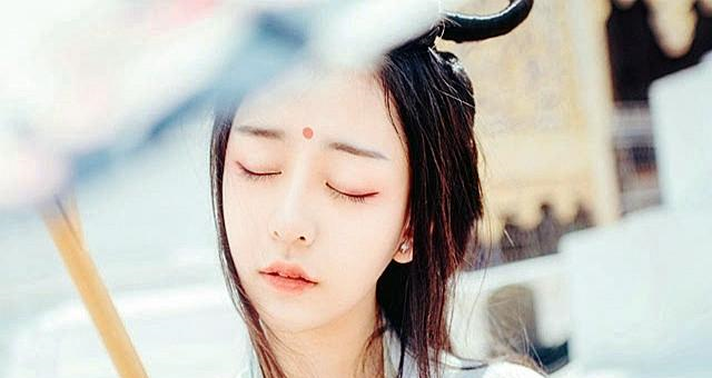 李白思念家乡妻儿,接连写下11首诗,写下了夫妻之间不能说的秘密