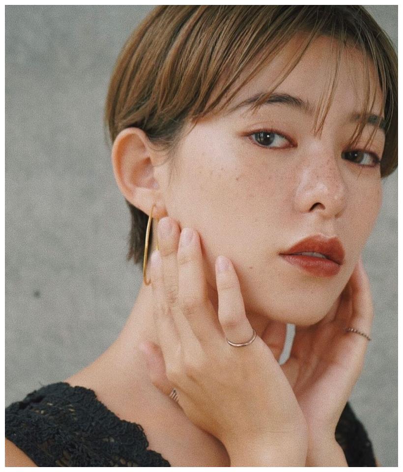 酷日|短发|发型_新浪新闻