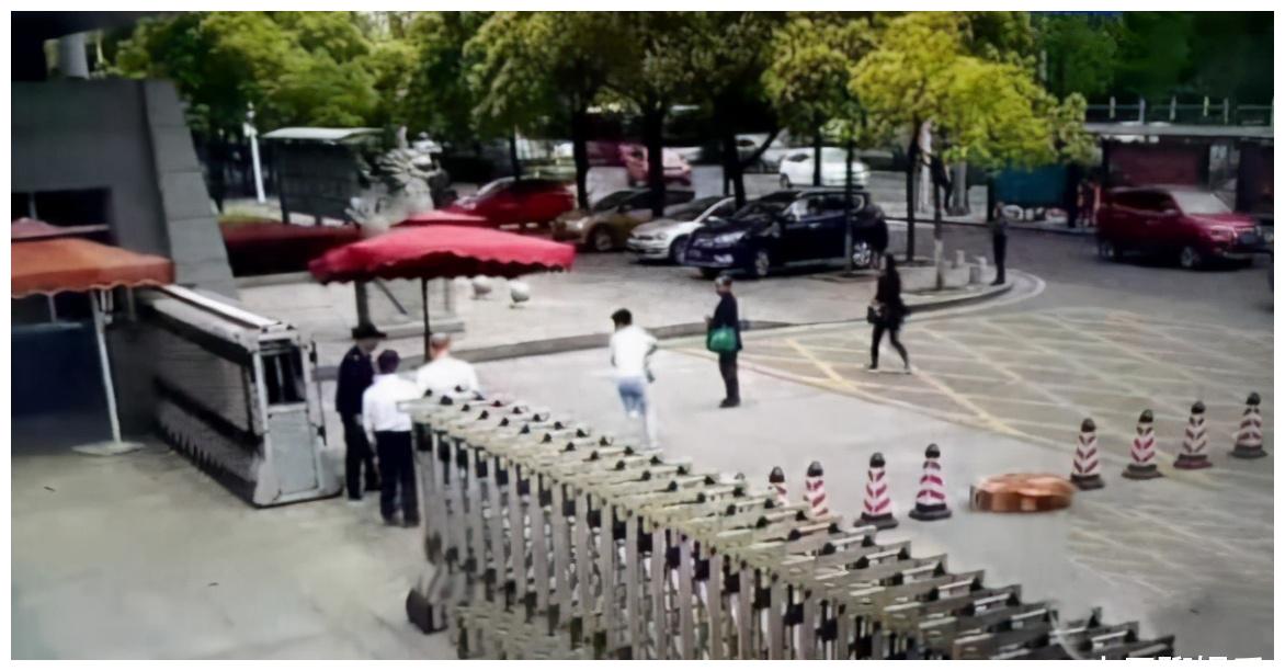 男方家暴嗜赌，女方5年4次起诉离婚，不料被法院一一驳回休闲区蓝鸢梦想 - Www.slyday.coM