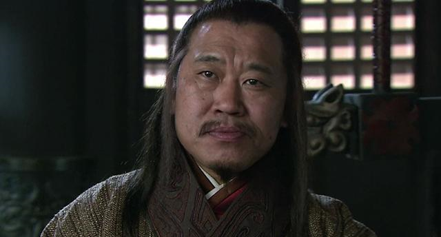 识时务者在乎俊杰,此间有伏龙凤雏.