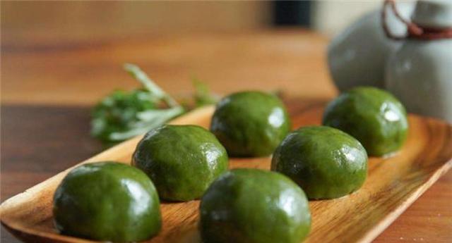 "艾叶糍粑"香甜绵糯,你会做吗?手把手教你,简单易学又美味!