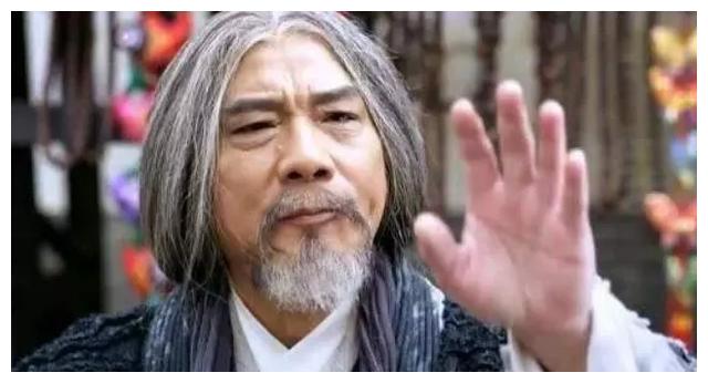 70岁徐少强满头白发拍打戏,为了孩子打拼,坦言有人找就拍