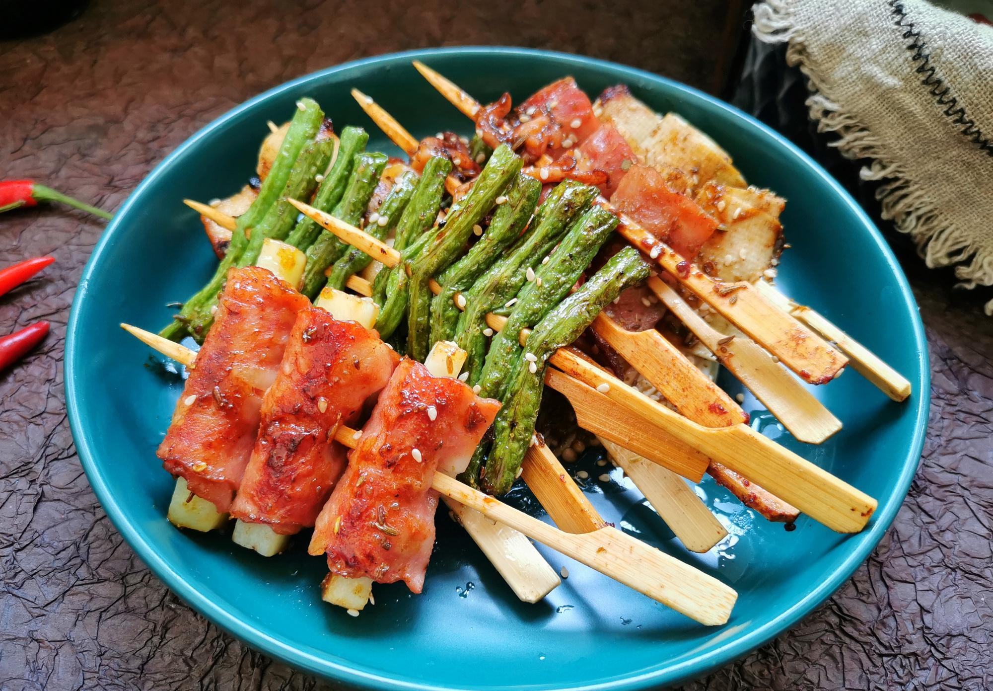 只要一口平底锅,在家也能撸烤串,干净卫生香辣过瘾,特解馋