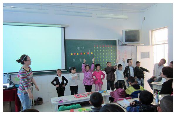 为啥老师都不愿意当班主任了，薪资不是主要原因，而是残酷的现实休闲区蓝鸢梦想 - Www.slyday.coM