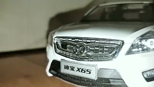 视频：绅宝X65汽车模型外观展示
