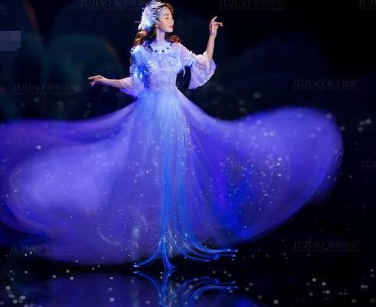 十二星座梦幻婚纱双子座梦幻唯美天秤座像花中精灵一样