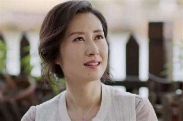欢乐颂有个关雎尔母亲一样的妈是幸福还是不幸呢