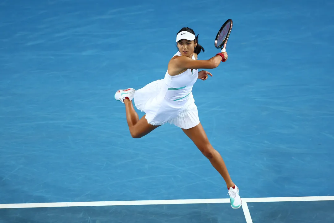 今年澳网的美女与她们漂亮的网球裙