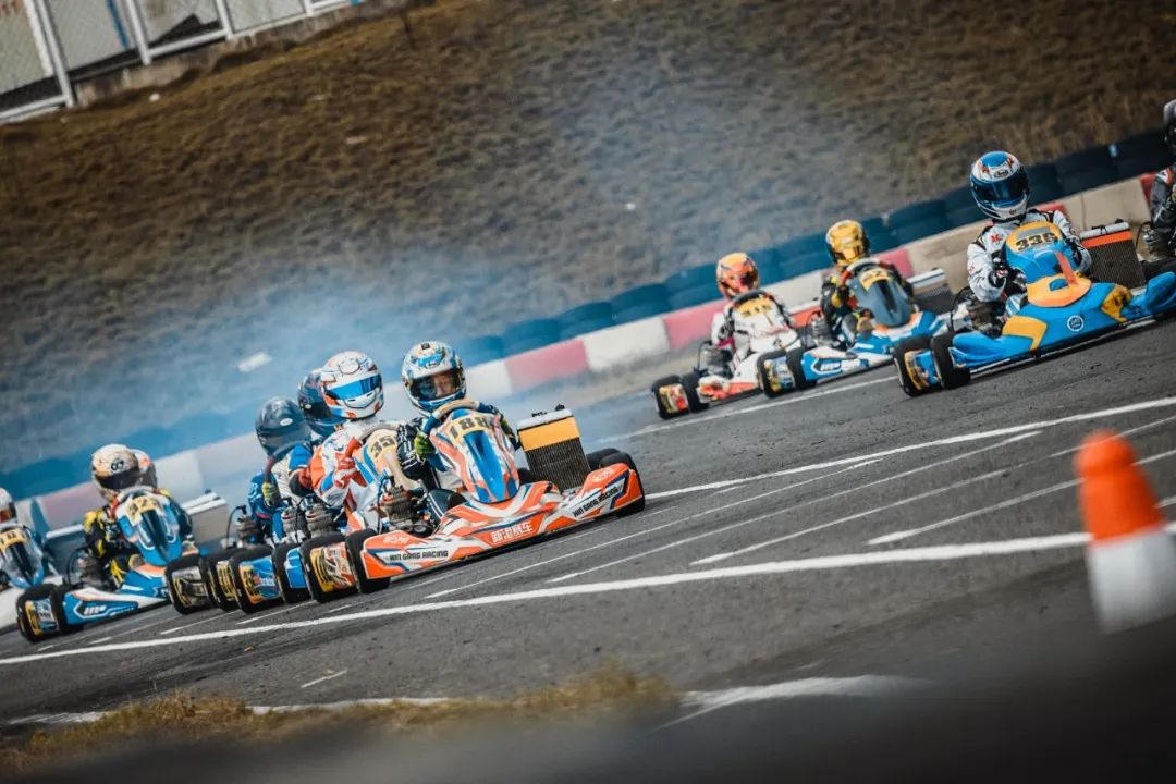 跑跑卡丁车手游英文版怎么下载 网站程序和SEO哪个更好做