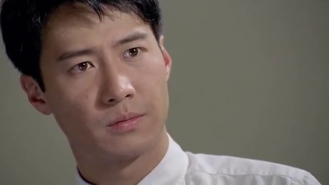 重温黎明与陈奕迅经典影视片段:黎明"尬笑"的样子好可爱!