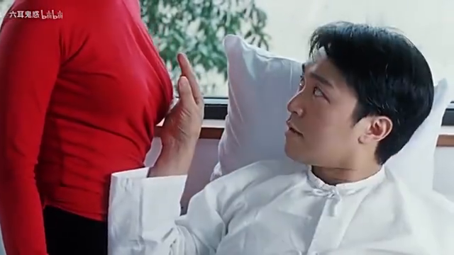 逃学威龙:张敏说要帮龟仔补习,星爷立马揽下,这才方便追张敏