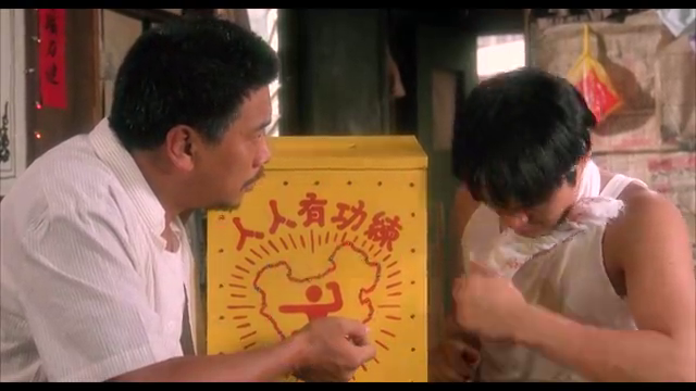 达叔传授星爷无敌风火轮,竟是从楼梯上滚下去,亏他想的出来!