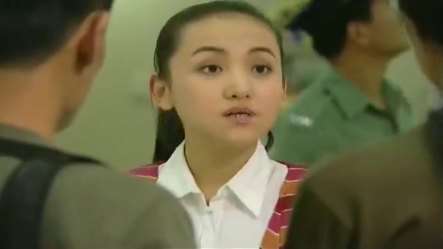 警方已经盯住他了 为您推荐: 插翅难逃:警察合力抓捕马少白,豪哥手下