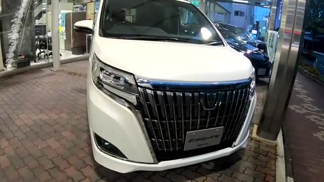 丰田全新豪华mpv,2019款丰田esquire,颜值不输丰田埃尔法