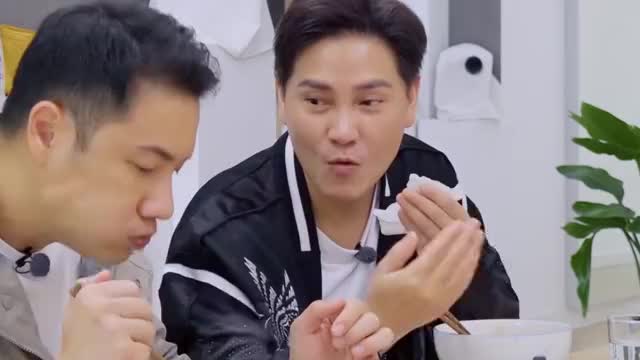 丁子峻问杨千嬅:有打算生二胎吗?杨千嬅的回答,让丁子高心疼了