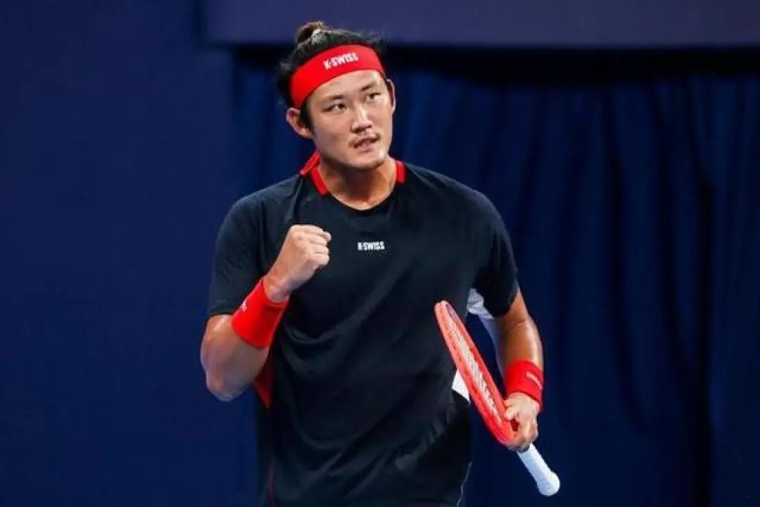 终结四连败！张之臻完胜晋级，红土赛季有望迎来爆发