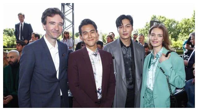 李敏镐彭于晏现身巴黎时装周,李却变胖了,两人热聊被赞神仙同框__财经