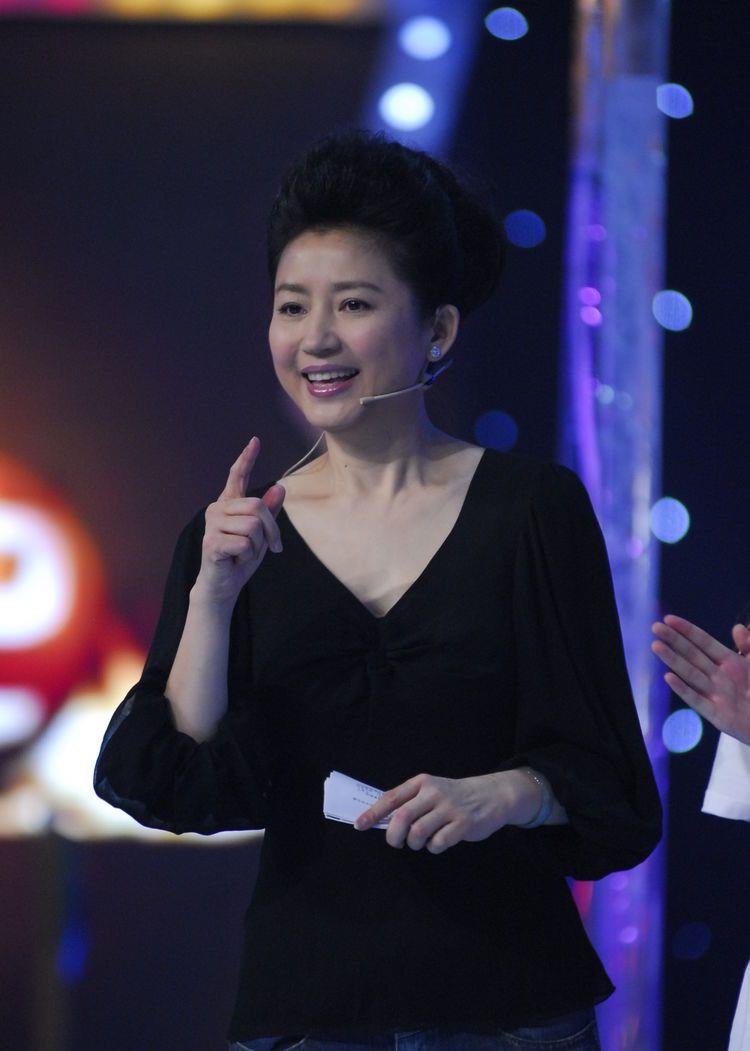 52岁王小丫近照判若两人身体发福美丽不再