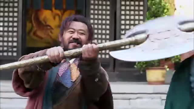 14 为您推荐: 隋唐演义李元霸刚找到趁手兵器,就把袁天罡的炼丹炉砸了