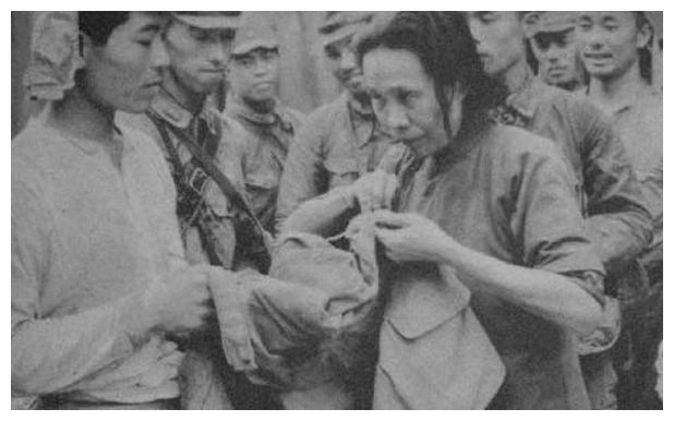 一张从日本教材中发现的图片,招来了中国人的大骂:恬不知耻!休闲区蓝鸢梦想 - Www.slyday.coM 一张从日本教材中发现的图片,招来了中国人的大骂:恬不知耻!休闲区蓝鸢梦想 - Www.slyday.coM