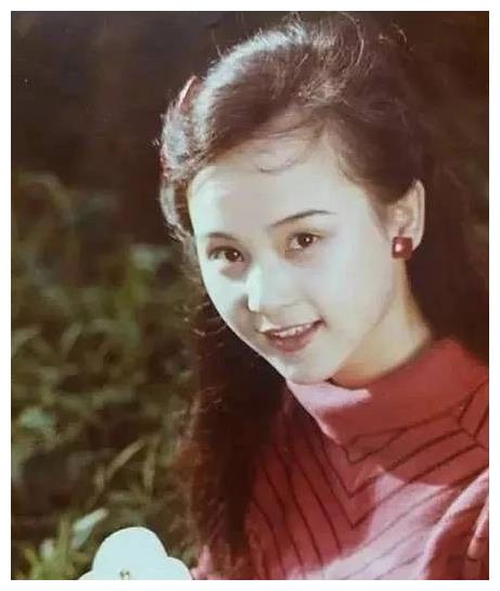 57岁朱碧云巅峰时嫁给留洋博士如今两个儿子都是哈佛高材生