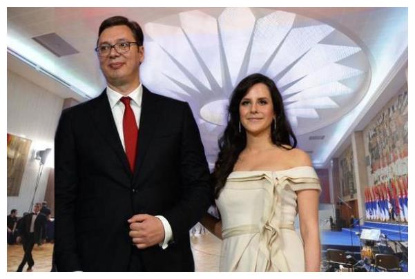 39岁仙气飘飘美过明星,跟武契奇郎才女貌