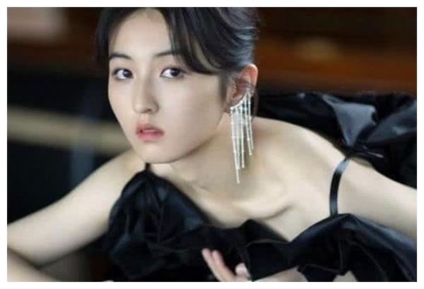 张子枫曾经三次拒绝跑男的邀请，理由只有6个字，却让人无法反驳休闲区蓝鸢梦想 - Www.slyday.coM