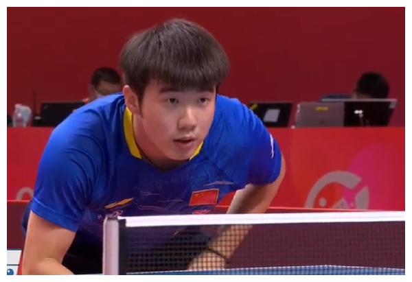 其实这次的比赛,任浩在男单的比赛当中还是有过不错的发挥的,但是他