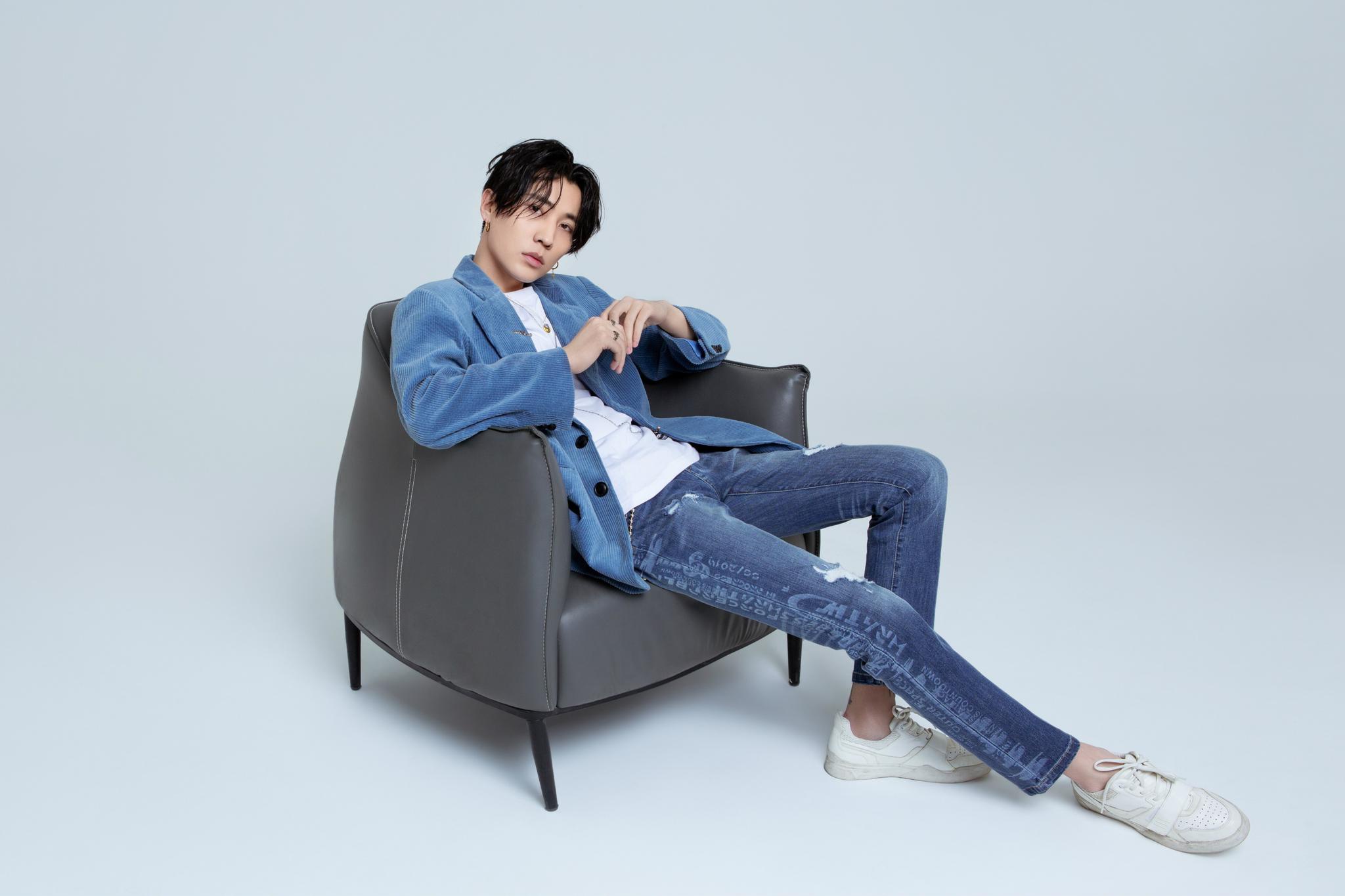 赵涛王韵韵联袂献唱 《师爷请自重》片头曲《捉风》正式上线