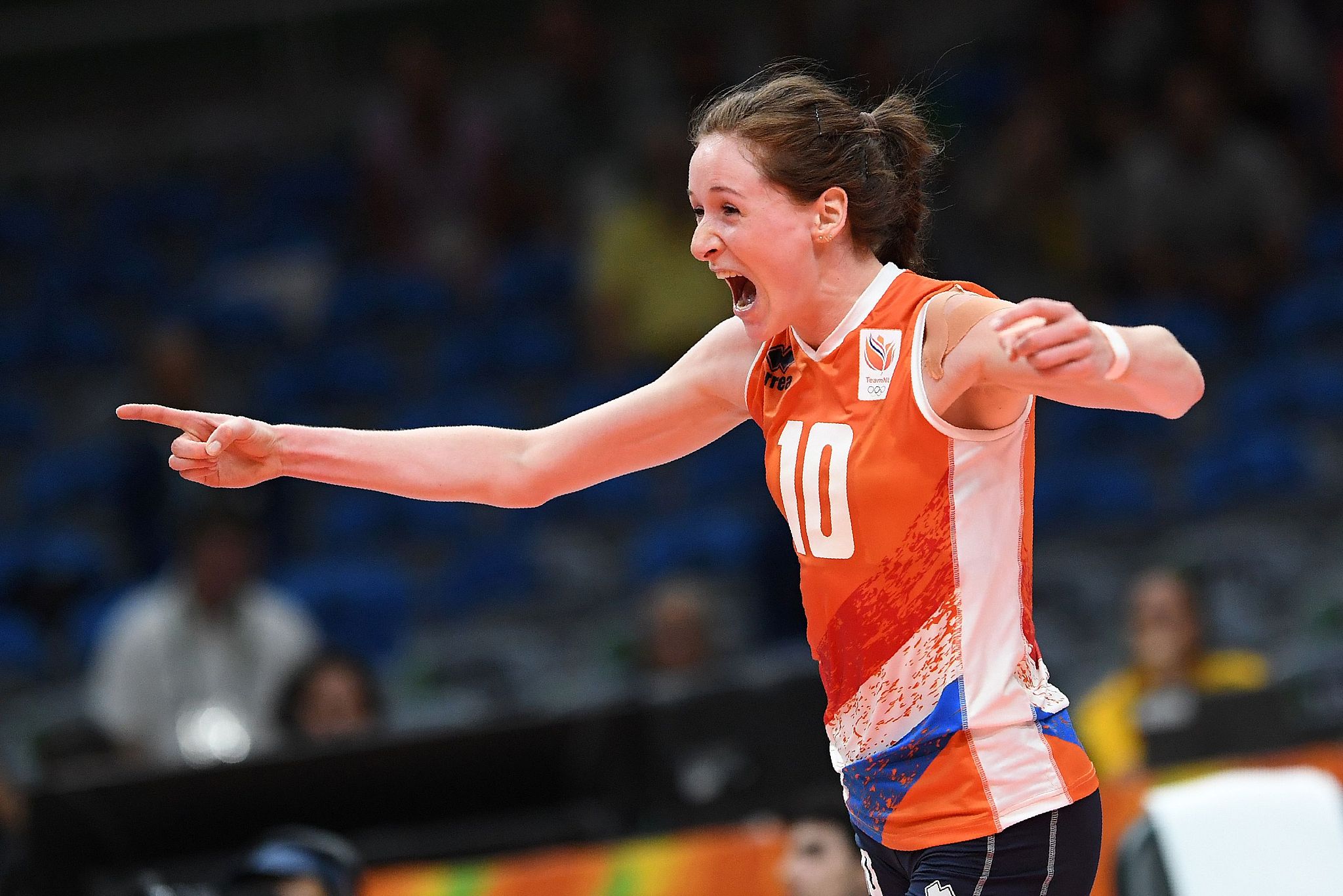 荷兰女排名将斯洛特耶斯宣布退役