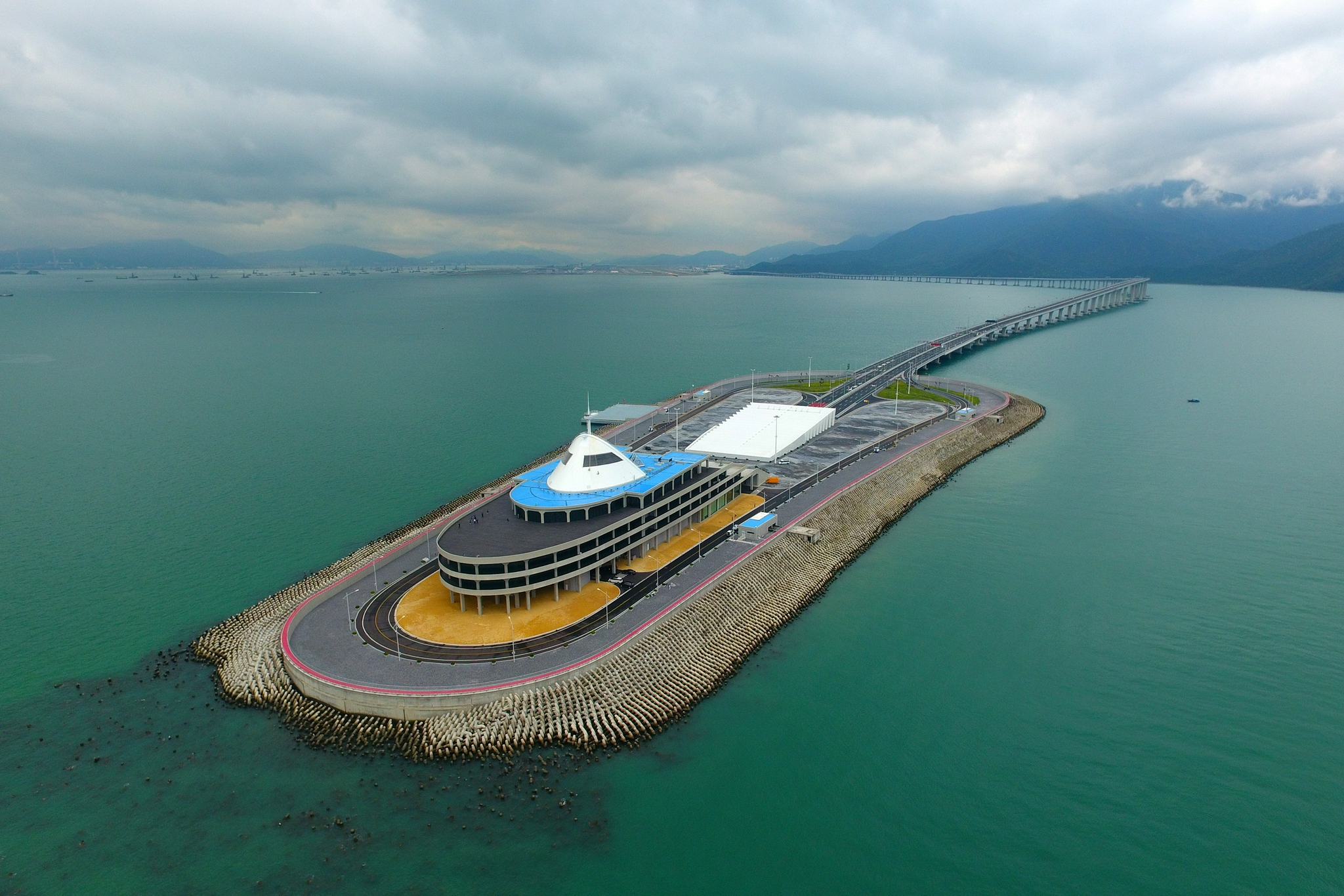 战略意义重大，中国耗资千亿，建造一座<a href=