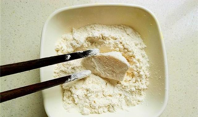 吃了这么多年零食,这种吃法第一次见,鸡米花的外表,鲍鱼的味道休闲区蓝鸢梦想 - Www.slyday.coM 吃了这么多年零食,这种吃法第一次见,鸡米花的外表,鲍鱼的味道休闲区蓝鸢梦想 - Www.slyday.coM