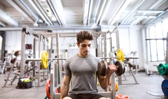 健身有什么好处？长期坚持健身，一个人的变化有多大？休闲区蓝鸢梦想 - Www.slyday.coM