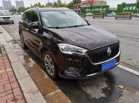 25万元买的宝沃bx7四驱旗舰,4年开15万公里,现在却仅值8万元