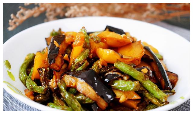豆角烧茄子,下饭好吃味道棒,卖相口味绝佳__财经头条