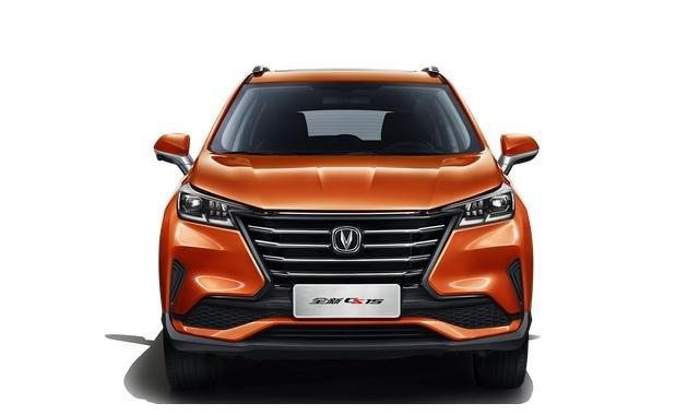 长安2021款cs15 满足全家用代步车