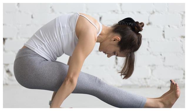 世界级超模tatsianapaulava1米8大长腿让人大饱眼福