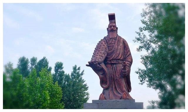 周王实行分封制,自己只统治一小块地方,这样的目的是什么?