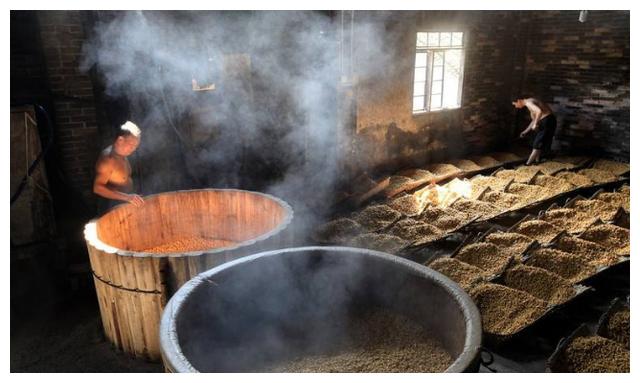 坤沙酒的坤是指的完整,沙,指的是贵州红缨子高粱,不是沙子的意思,有粒