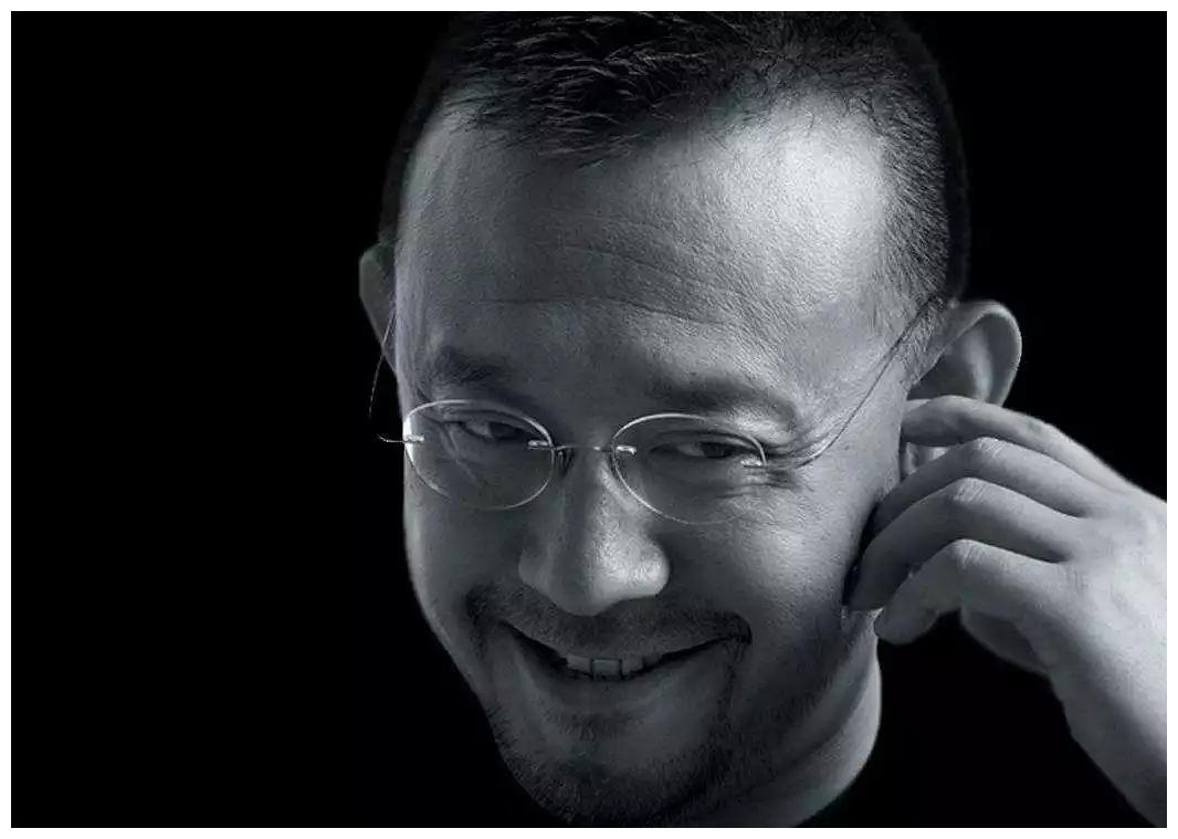 他被人称为"鬼才"编剧,第一次当导演,拍出了内地最好的青春片