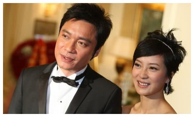 原来罗嘉良二婚娶的老婆就是她,如今4岁女儿长得比混血儿还好看