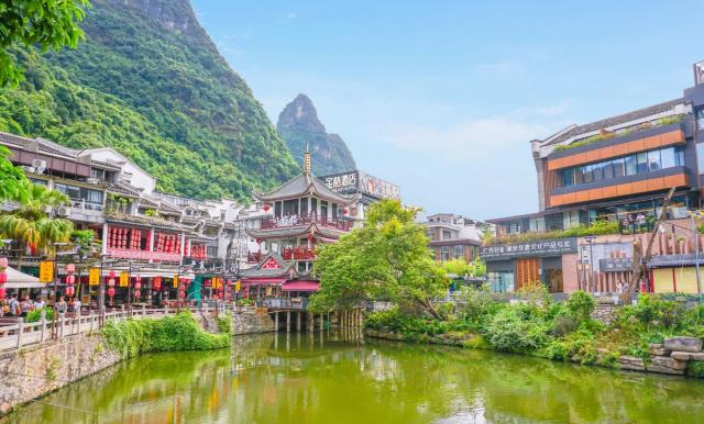 中国最具特色的文化街区,不仅有风情美食,还有千年古街韵味休闲区蓝鸢梦想 - Www.slyday.coM 中国最具特色的文化街区,不仅有风情美食,还有千年古街韵味休闲区蓝鸢梦想 - Www.slyday.coM