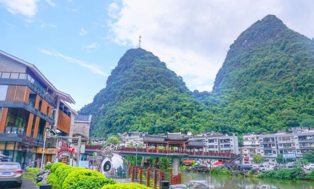 中国最具特色的文化街区,不仅有风情美食,还有千年古街韵味休闲区蓝鸢梦想 - Www.slyday.coM 中国最具特色的文化街区,不仅有风情美食,还有千年古街韵味休闲区蓝鸢梦想 - Www.slyday.coM