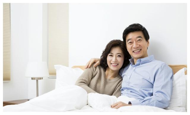 二婚夫妻中,女人对夫妻生活是如何看待的,过来人说实话了