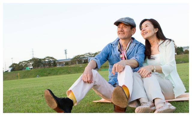 二婚夫妻中,女人对夫妻生活是如何看待的,过来人说实话了