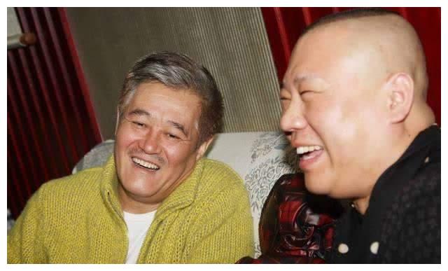 刘能组建班底接商演赵四意外亮相赵本山终究打脸了