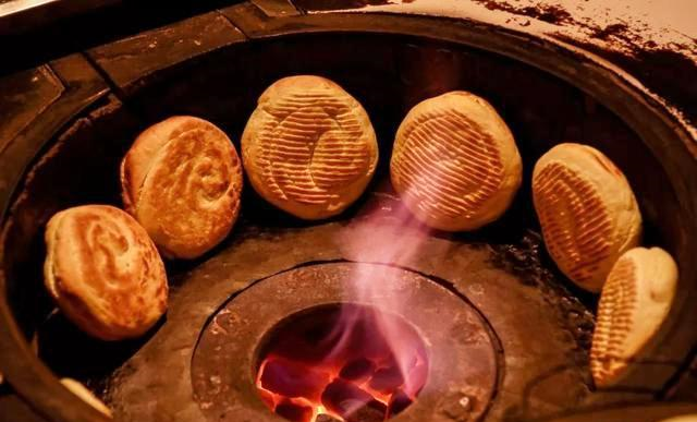 中国雨极的火烧寮，但它冬季降雨量占了全年一半各位了...