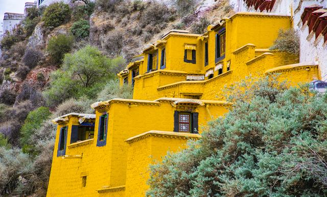 布达拉宫也闭馆了,在家出不了门的,看看这些独家绝美图片也养眼休闲区蓝鸢梦想 - Www.slyday.coM 布达拉宫也闭馆了,在家出不了门的,看看这些独家绝美图片也养眼休闲区蓝鸢梦想 - Www.slyday.coM