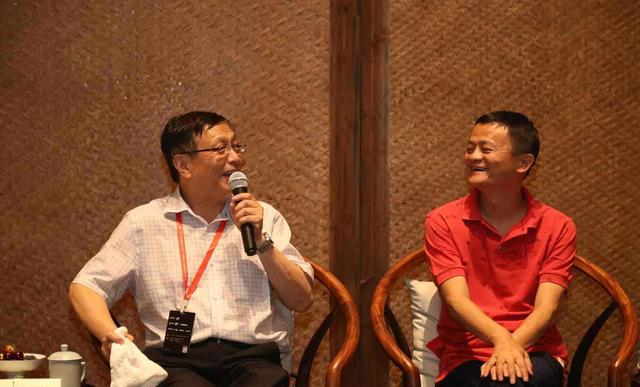 数学天才北大毕业后，出国深造却沦落街头刷碗，58岁攻克世界难题休闲区蓝鸢梦想 - Www.slyday.coM